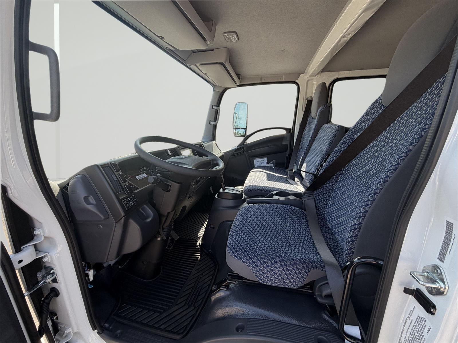 2027 Chevrolet Low Cab Forward 4500 HG 1WT