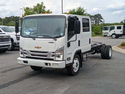 2025 Chevrolet Low Cab Forward 4500 Base