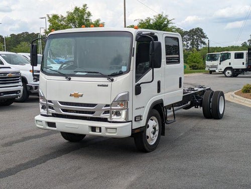 2025 Chevrolet Low Cab Forward 4500 Base