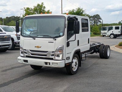 2025 Chevrolet Low Cab Forward 4500 Base