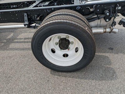2025 Chevrolet Low Cab Forward 4500 Base