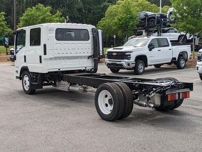 2025 Chevrolet Low Cab Forward 4500 Base