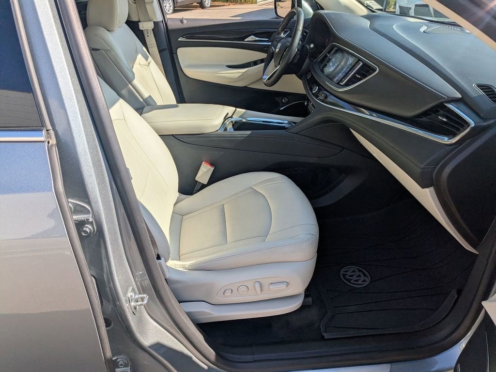 2023 Buick Enclave Premium