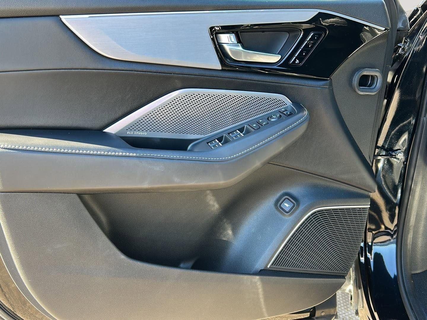 2023 Acura MDX Technology Package