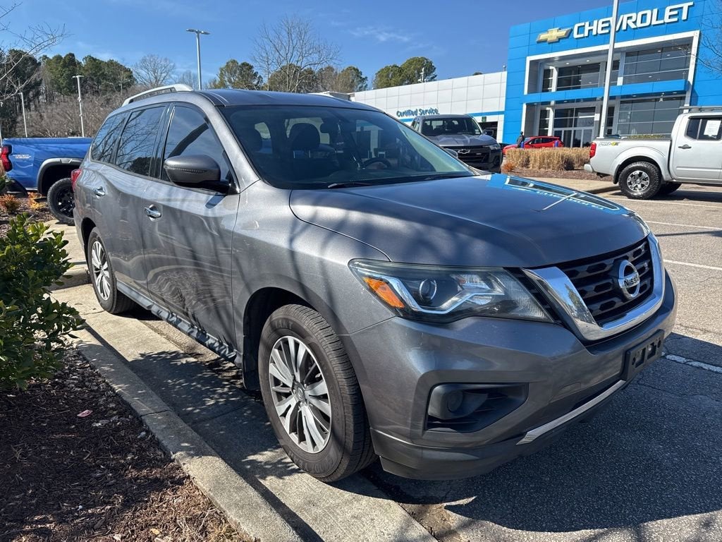 2017 Nissan Pathfinder S