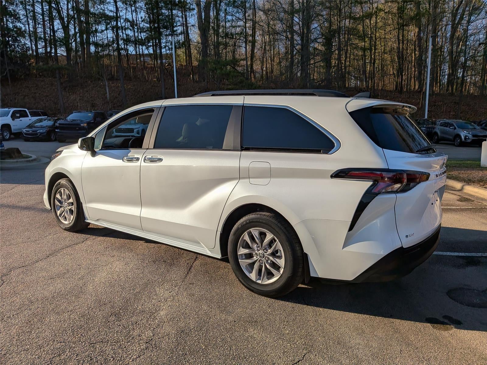 2025 Toyota Sienna XLE