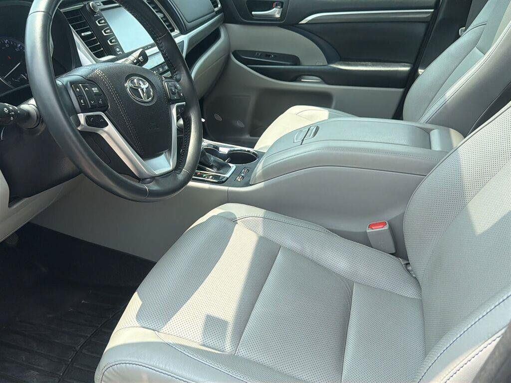 2018 Toyota Highlander Limited