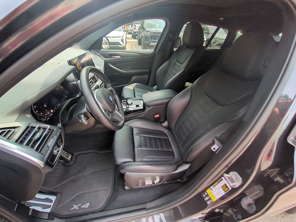 2023 BMW X4 M40i