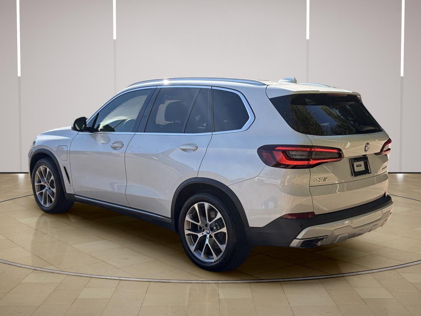 2021 BMW X5 PHEV xDrive45e