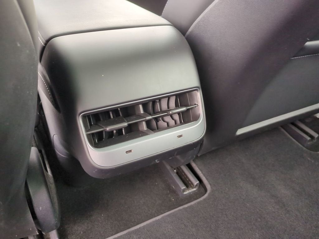 2022 Tesla Model 3 RWD