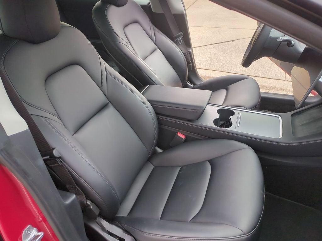 2022 Tesla Model 3 RWD