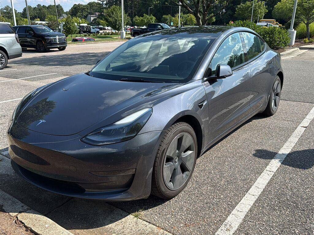 2023 Tesla Model 3 RWD