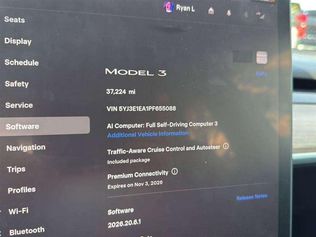 2023 Tesla Model 3 RWD