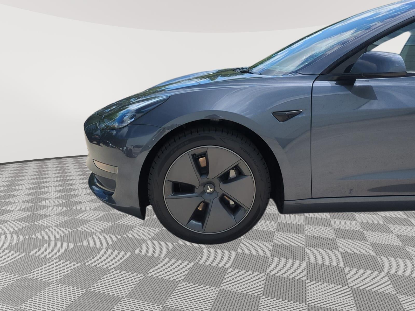 2023 Tesla Model 3 RWD