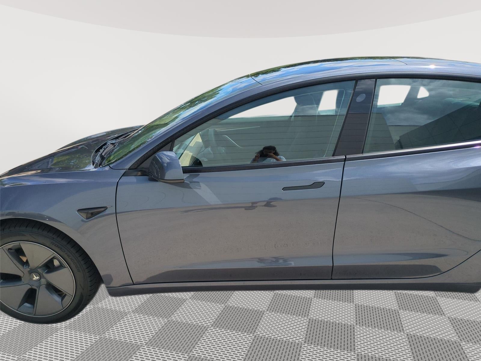 2023 Tesla Model 3 RWD