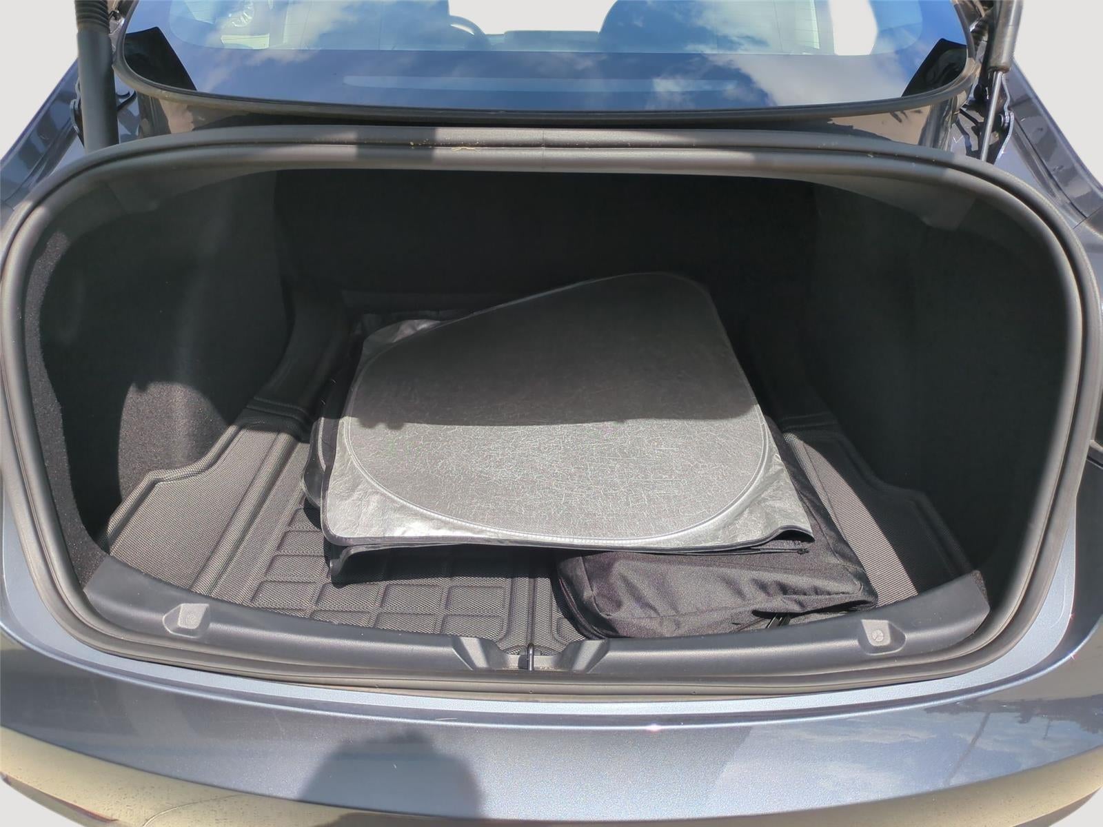 2023 Tesla Model 3 RWD