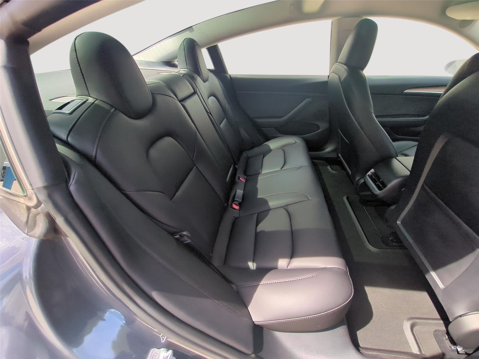 2023 Tesla Model 3 RWD