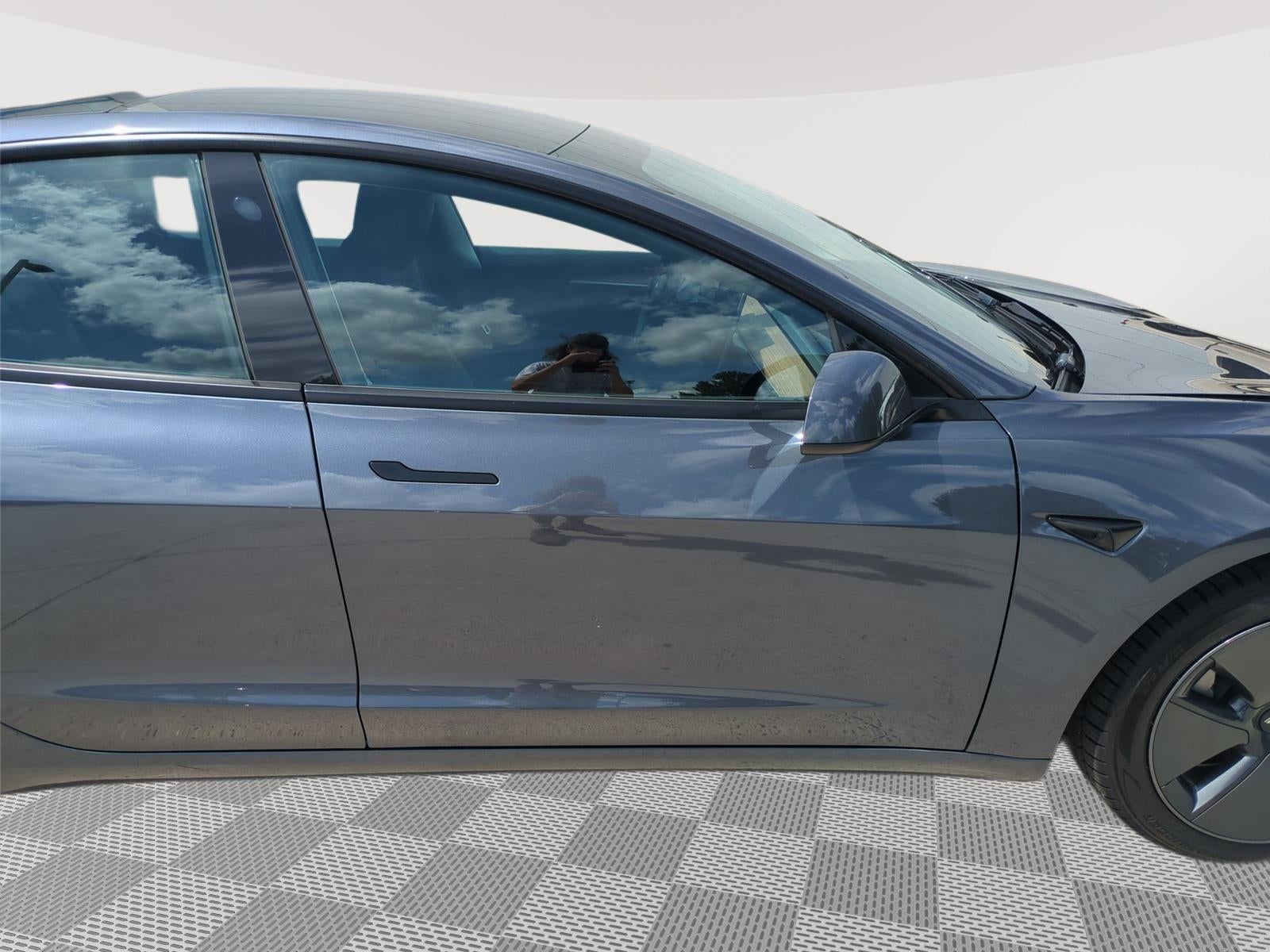 2023 Tesla Model 3 RWD