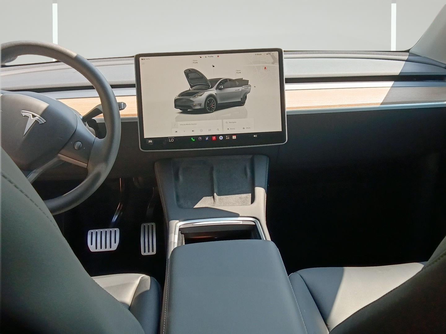 2025 Tesla Model Y Performance