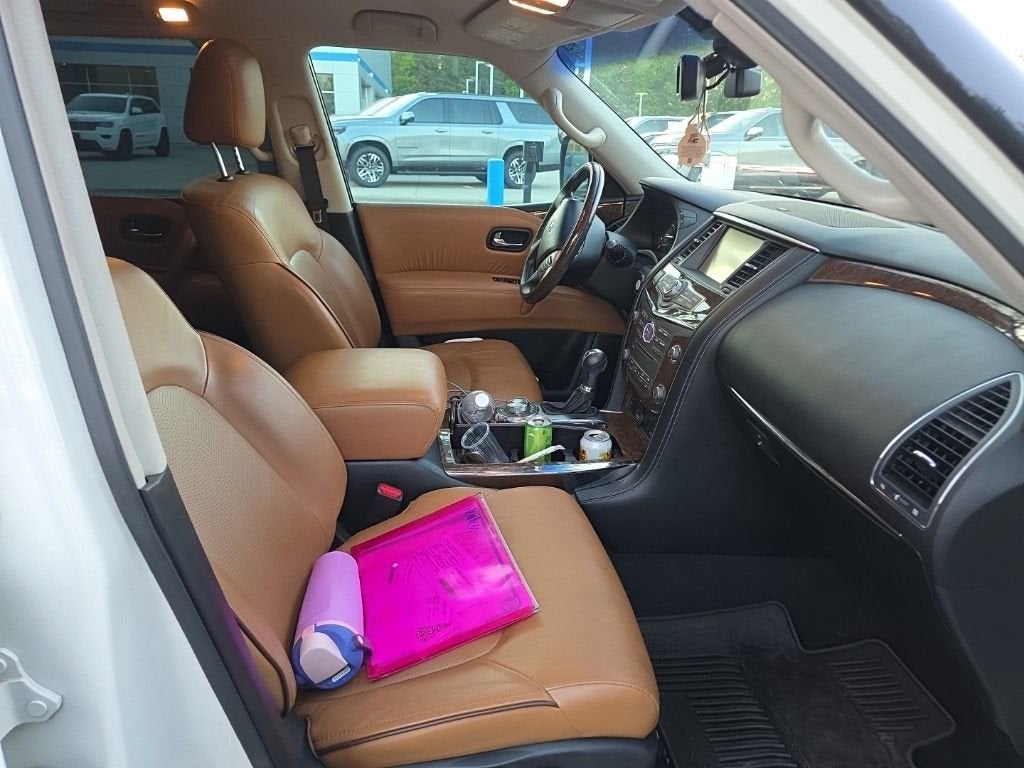 2016 INFINITI QX80 Base