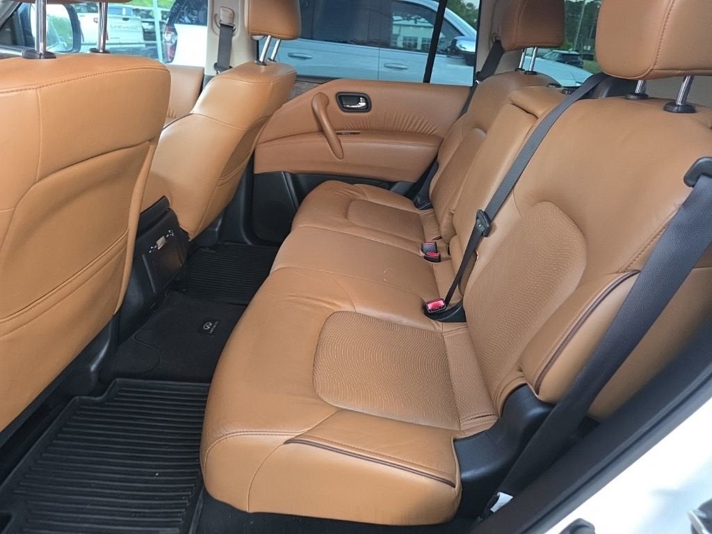 2016 INFINITI QX80 Base