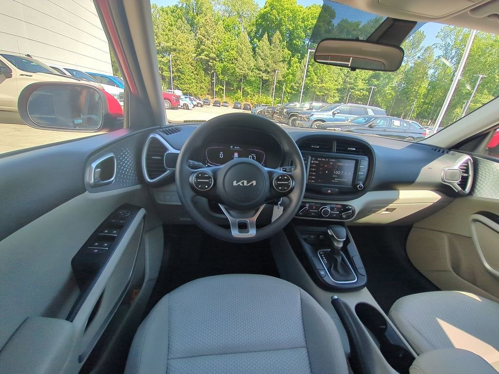 2024 Kia Soul LX