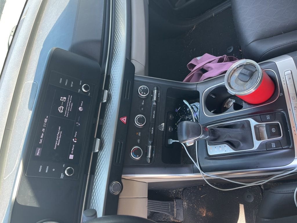 2022 Kia Carnival MPV LX Seat Package