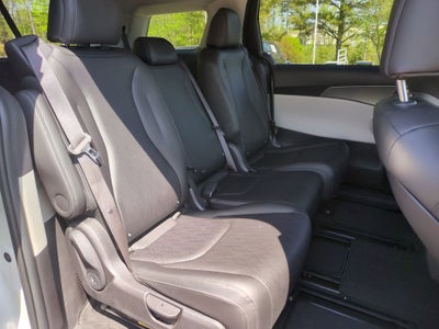 2022 Kia Carnival MPV LX Seat Package