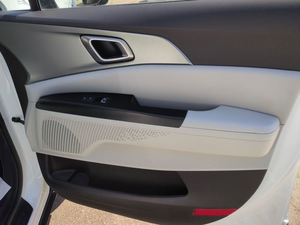 2022 Kia Carnival MPV LX Seat Package