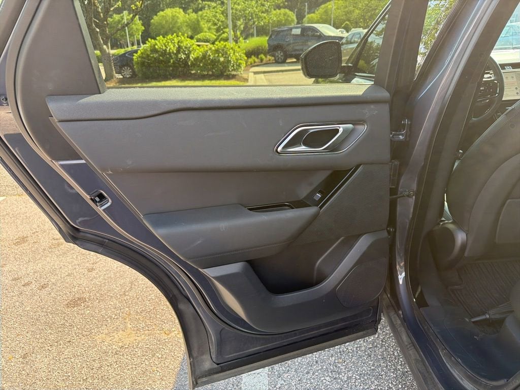 2025 Land Rover Range Rover Velar P250 Dynamic SE