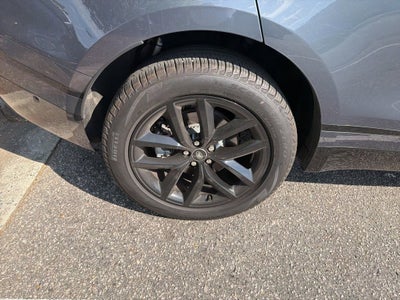 2025 Land Rover Range Rover Velar P250 Dynamic SE