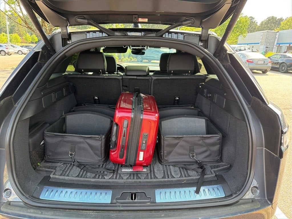 2025 Land Rover Range Rover Velar P250 Dynamic SE